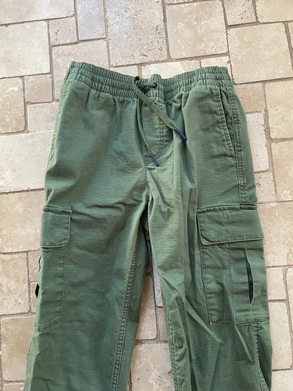 Vineyard Vines Boys Olive Green Cargo Pants - Drawstring Waist Pull On Small